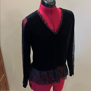 Like New ✨ Allison New York Velvet & Lace Trimmed Statement Blouse Sz XS